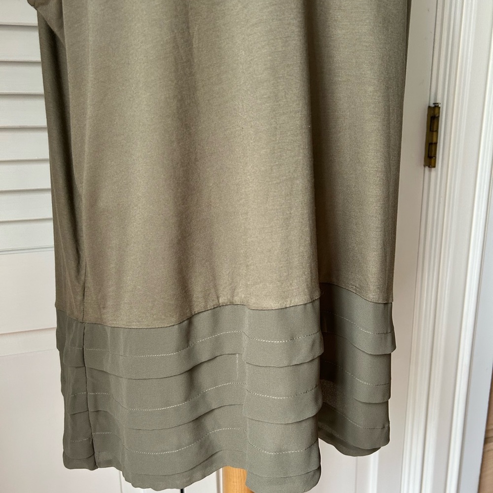 Banana Republic Blouse NWT - Picture 6 of 8